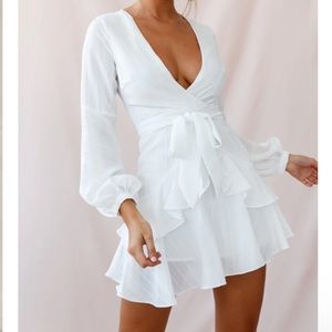 NWT 🤍 Kerry Layered Balloon Sleeve Dress White